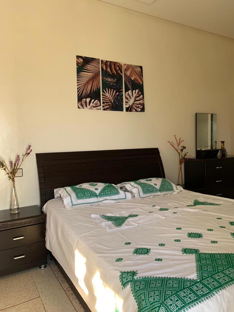 Appartement Meuble A Louer แมกเนส ภายนอก รูปภาพ